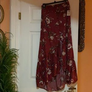 Skirt flowers